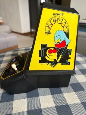 Midway Pac-Man Themed Arcade Game Decor - Yellow & Black